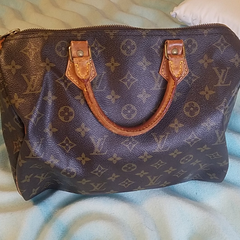 Louis Vuitton speedy 30